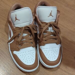 Women's Brown Nike Air Jordan